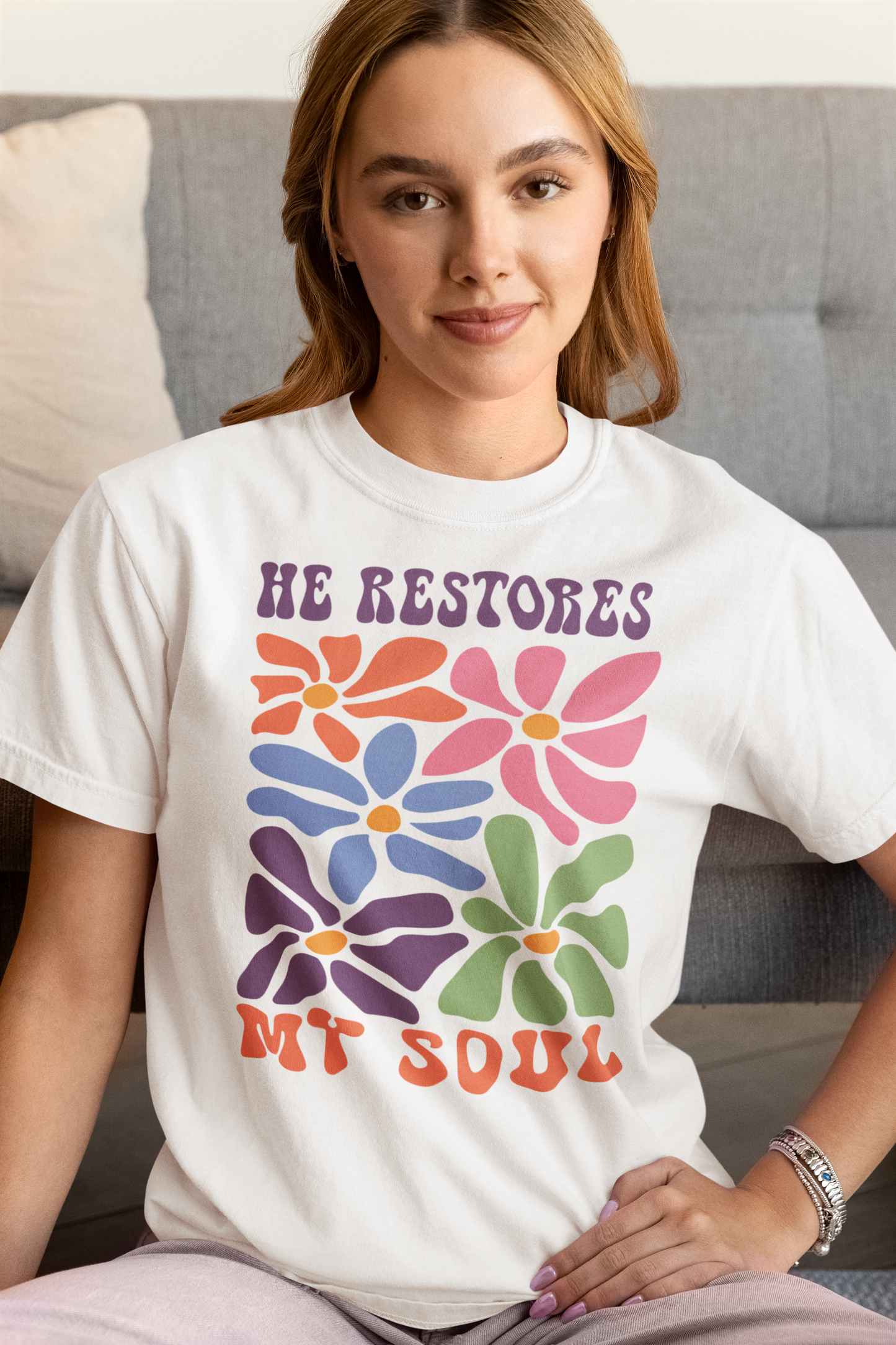 HE RESTORES MY SOUL FLORAL - T SHIRT
